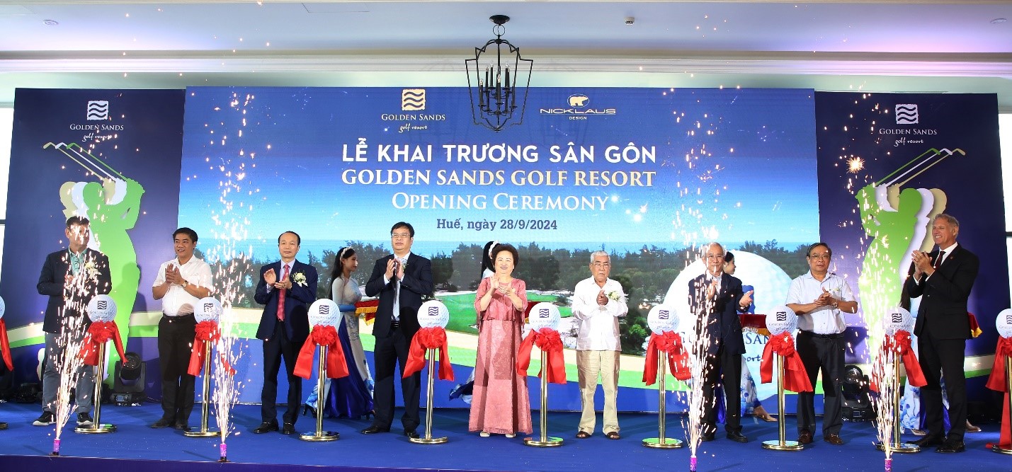 Khai trương sân gôn Golden Sands Golf Resort nơi miền di sản cố đô Huế